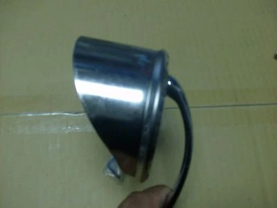 VISERA DE ESPEJO PEEP INOXIDABLE 1 PIEZA PARA TODOS LOS ESPEJOS RETROVISORES PEEP DE 4 PULGADAS AUTOS Y CAMIONETAS Foto 1 de 4