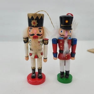 Figuras de cascanueces hechos a mano de madera de árbol de Navidad - Imagen 1 de 16
