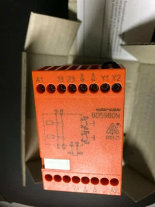 E.Dold & Söhne 2-Handsicherheitsrelais BD5980N.02 / 0035299 AC 230 V 50/60Hz - Bild 1 von 4