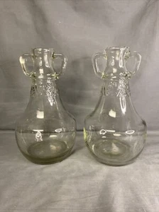 Vintage 2 Klarglas Krug Flaschen Dekanter Doppel Fingerschlaufe Griff 8,75" - Bild 1 von 8