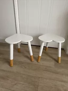 Small Heart Shape Seat Stool Removable Feet Pair-Beautiful- L 30 X D 26 X H 30cm - Picture 1 of 16