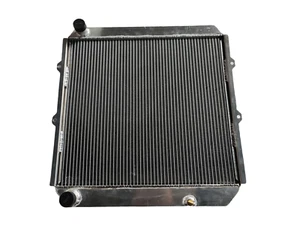 Radiador para Toyota Land Cruiser LJ70/71/73/77/78 2 LITROS 2,4 TD manual 1990-1993 MT - Imagen 1 de 5