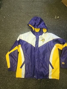 NFL Brand Minnesota Vikings 2 in 1 Jacke Weste Fleece Lila Herren Größe XL  - Bild 1 von 9