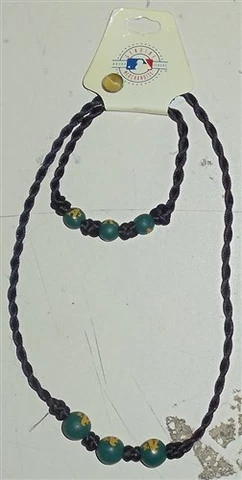 Pine Sport Oakland A's Beaded Nacklace & Bracelet Youth Size Cover