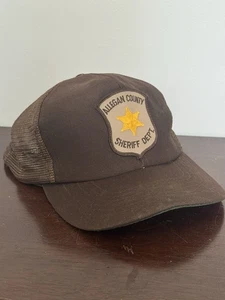 CAPPELLO CAPPELLO CAMIONISTA SNAPBACK MAGLIA SCERIFFO VINTAGE ALLEGAN CONTEA Michigan - Foto 1 di 6