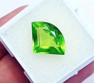 Natürlicher Peridot ausgefallene Form 9,10 ct zertifizierter loser Edelstein mit kostenlosem Geschenk - Bild 1 von 9
