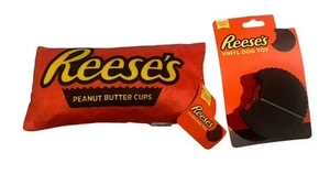 Reeses Peanut Butter Cup Squeaky Vinyl Dog Toy/Crinkle Toy Plush New With Tags - Picture 1 of 4