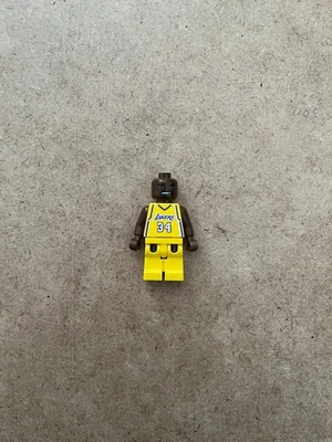 LEGO® NBA Shaquille O'Neal, Los Angeles Lakers #34 (Uniforme à domicile) - nba022 - Photo 1/2