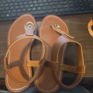 Brown Designer Black Thong Sandals Size 7.5 Brand New, Never Worn. - Picture 1 of 2