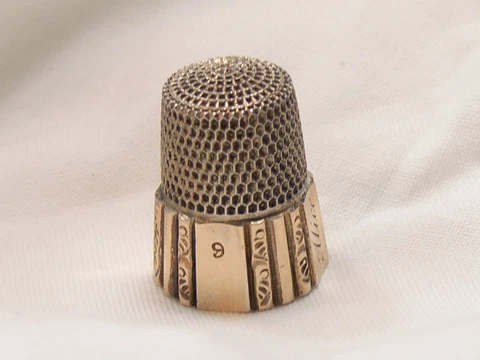 Estate Vintage Sterling Silver Size 9 Simons Bros with 14K Gold Design Thimble Cover