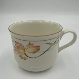 Lenox Chinastein Blüten auf beige (1) 2 3/4" flache Tasse Made in USA •TADELLOS• - Bild 1 von 12