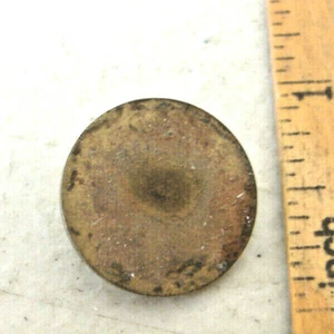 VINTAGE BUTTON ~ UNMARKED - Picture 1 of 4