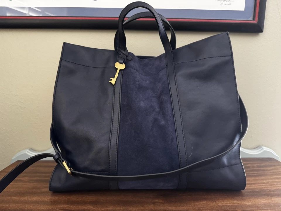 Bolso grande de cuero Fossil con correa Foto 1 de 4