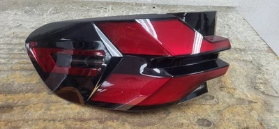 2024-2025 BMW X5 TAIL LIGHT DRIVER SIDE LED USED OEM *DC9268 - Image 1 of 4