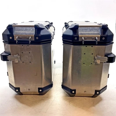 Kit alforja izquierda y derecha Triumph Tiger 1200 Rally Explorer 2024 - A9500860 Foto 1 de 4