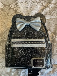 Loungefly Minnie Mouse Happy New Year Glitter Mini Backpack w/ Hat - NWT - Picture 1 of 3