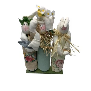 Craft 3 Häschen Kaninchen hält Schaufel Floral 11 Zoll hoch x 8 Zoll breit Plüschfigur - Bild 1 von 5