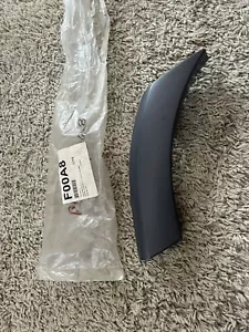 2002 -05 Ford Explorer Wheel Moulding Painted Front fo1290114 LH - Picture 1 of 2