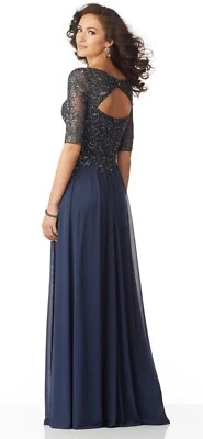 ¡OFERTA! ¡NUEVO!Madeline GardnerSilhouette línea A escote en V tela malla elástica Foto 1 de 4