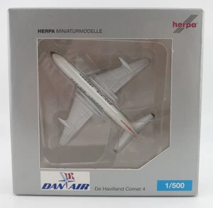 Herpa Dan-Air London De Havilland Comet 4 Model - 1:500 - 504713 - Picture 1 of 18