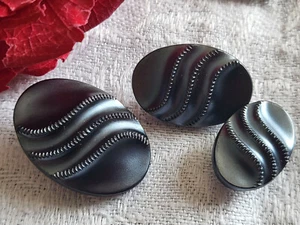 Trio boutons anciens en verre gris anthracite modéle identique ovale D16D  - Picture 1 of 5