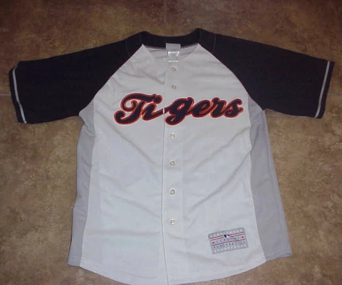 Justin Verlander #35 DETROIT TIGERS (MLB) Button-Down Youth Jersey Size 14/16 Cover