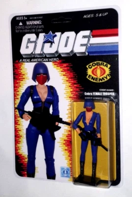 Figura de acción GI JOE CUSTOM MUJER COBRA TROOPER OFICIAL CARDADA SIN USAR, EN CAJA 1983 DECO  Foto 1 de 4