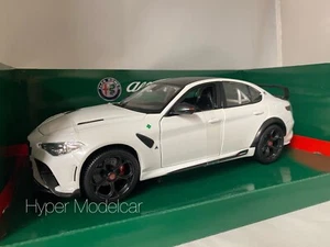 BURAGO 1/18 ALFA ROMEO GIULIA GTAM 2020 WHITE BU01448 - Imagen 1 de 4