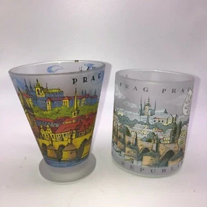 Lote de 2 vasos de recuerdo tazas Praga Praha Praga República Ceska - Imagen 1 de 7