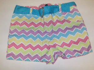 NEW GIRLS PINK PURPLE YELLOW BLUE DOT SHORTS SILVER HEART BELT BUCKLE SIZE 5 / 6 - Picture 1 of 2