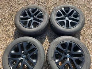 4 x LAND ROVER DEFENDER RANGE ROVER SPORT VOGUE DISCOVERY ALLOYS WHEELS TYRES OE - Picture 1 of 12