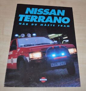 Nissan Terrano Police Military Fire Engine Brochure Prospekt Sweden Edition