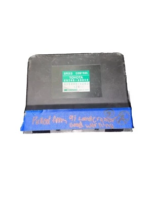 Módulo de control de velocidad de crucero Toyota FJ80 1991 Land Cruiser OEM 88240-60050 Foto 1 de 4