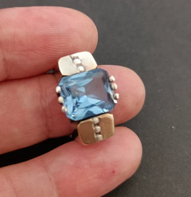 Винтажное кольцо из чистого серебра 10 карат с голубым топазом валиком модернистское смелое твердое - Изображение 1 из 4