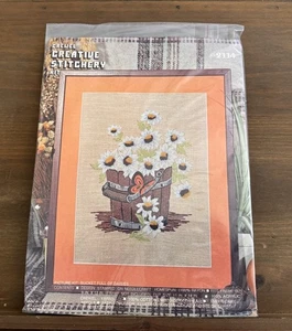 Crewel Creative Stitchery Kit "Eimer voller Gänseblümchen" Daisy #9114 komplett - Bild 1 von 2