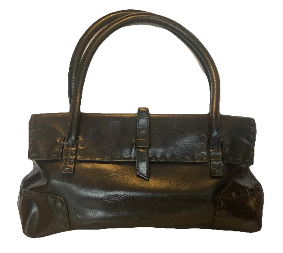 Bolso de hombro vintage XOXO Y2K negro mate con puntada negra imitación cuero Foto 1 de 4