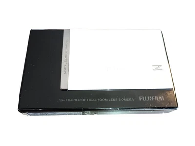 FUJIFILM FinePix Z100fd 8.0MP Compact Digital Camera White And Black From Japan - Image 1 of 4