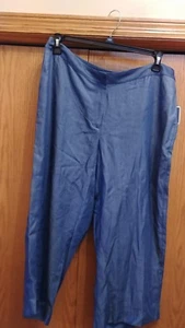 Retail $89.50!. New w/tags Women Plus Size Kaari Blue Capris blue Pants Size 14W - Picture 1 of 4