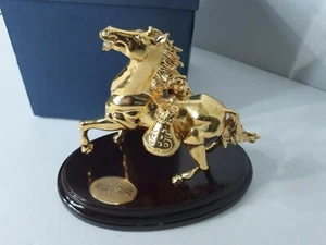 Figura Feng Shui China Chapada en Oro 24K 97% Peltre Año del Caballo Escultura  - Imagen 1 de 12