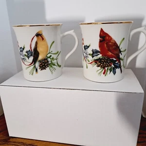 Lenox Winter Greeting Mugs Set of 2 NIB 4 Bird Designs - Picture 1 of 9