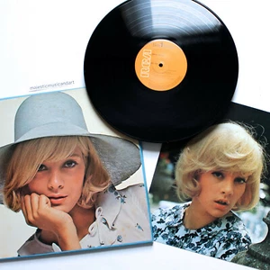 SYLVIE VARTAN 1972 ORIGINAL BOXED VINYL LP +BOOK YEH YEH CHANSON FEMME PSYCH NM - Picture 1 of 7