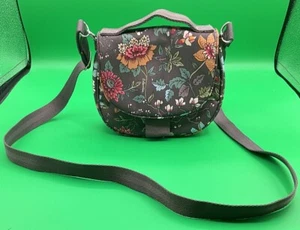 A Very Sweet Nylon LeSportsac Floral Print Crossbody Handbag - Picture 1 of 7