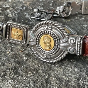BRIGHTON Queen's Queen Gold Silver Crown Leather Belt Size M UNIQUE ❤️blt7m80 - Picture 1 of 12