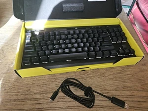 Teclado mecánico para juegos Corsair K70 CORE TKL inalámbrico RGB sin teclas usado - Imagen 1 de 5