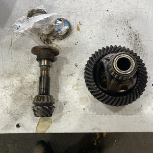 READ 1970-1974 Volvo 140 Ring and Pinion 4:10 ratio 384214 - Picture 1 of 17