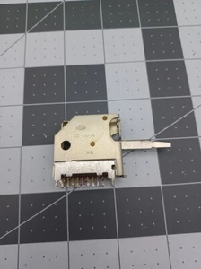 Kenwood KX-1030 Cassette Deck DOLBY Switch ALPS 18-pin - Picture 1 of 2