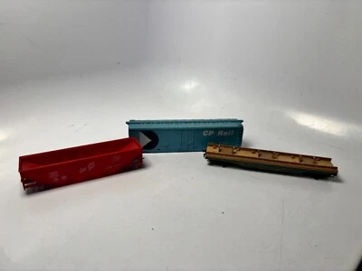 Lot 3 Tyco Mantua Northern HO Flat Car GN 42953, CP Rail 56767 Blue, CB&O 300747 - Image 1 of 4