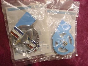 Ford Mustang 35th Anniversary LH / RH Fender Emblems NOS - Bild 1 von 2