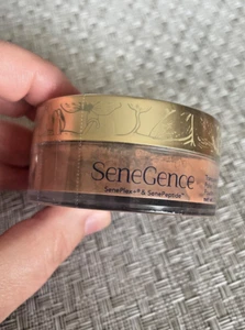 SeneGence DEEP Translucent Loose Powder New Formula/Packaging New & Sealed - Picture 1 of 2