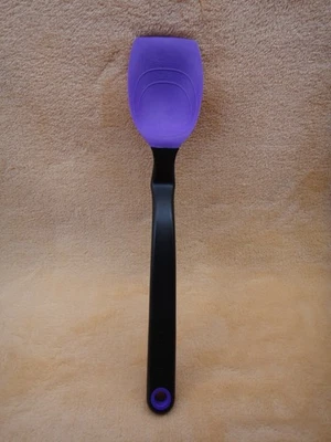 Cuchara raspada y medición de silicona DREAMFARM - PÚRPURA Foto 1 de 4